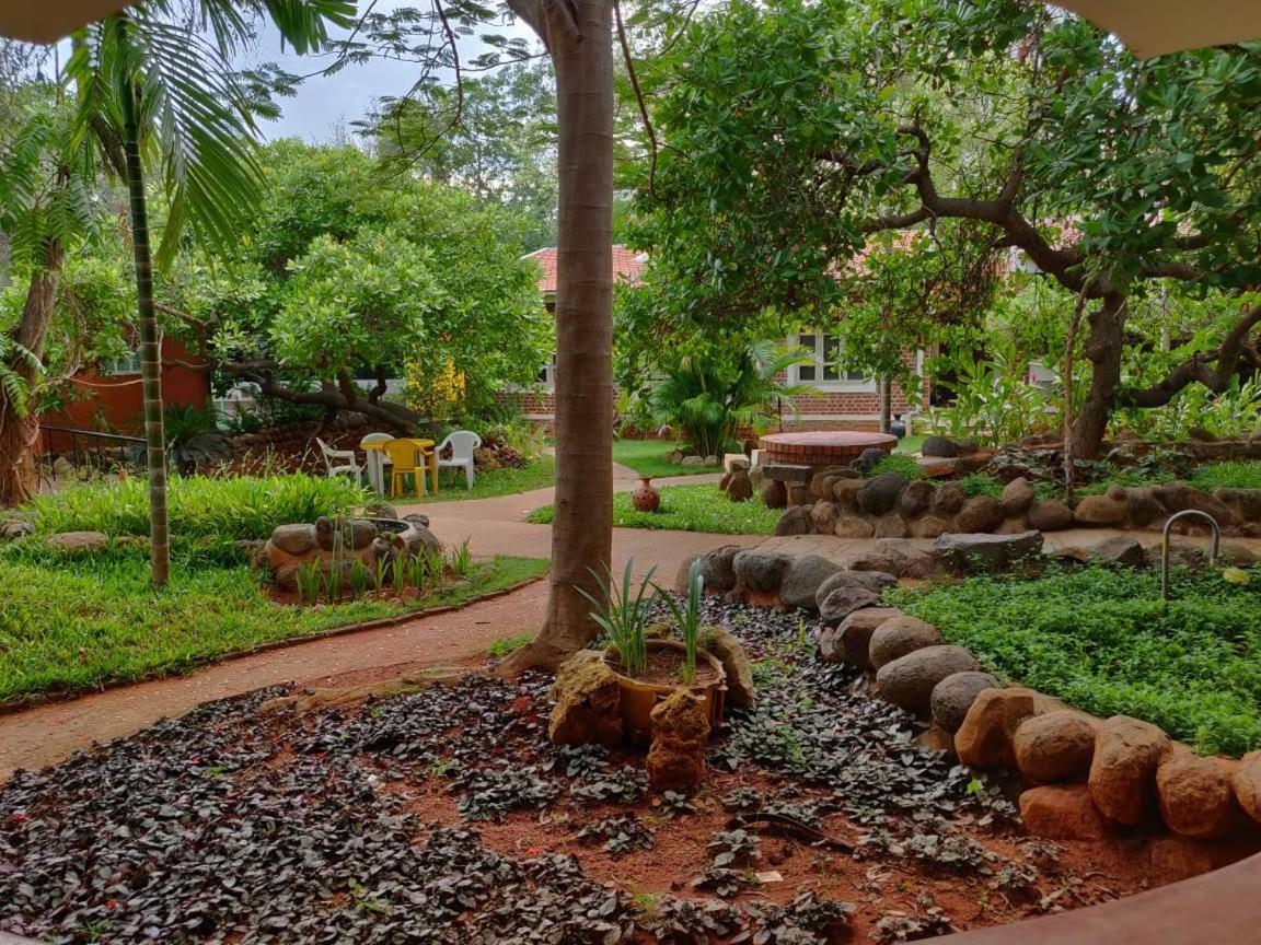 Inn Pondiville Forest Retreat Pondicherry Exterior foto